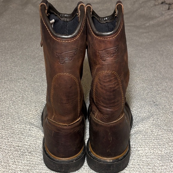 Red Wing 1172 Dynaforce Waterproof Soft Toe Pull On Work Boots
Mens 8.5 main image 11